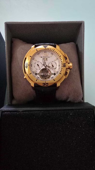 Relogio Heritor Lennon Semi Skeleton Leather