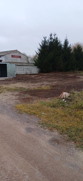 Plac powierzchnia grunt działka garaże pomieszczenia schowki