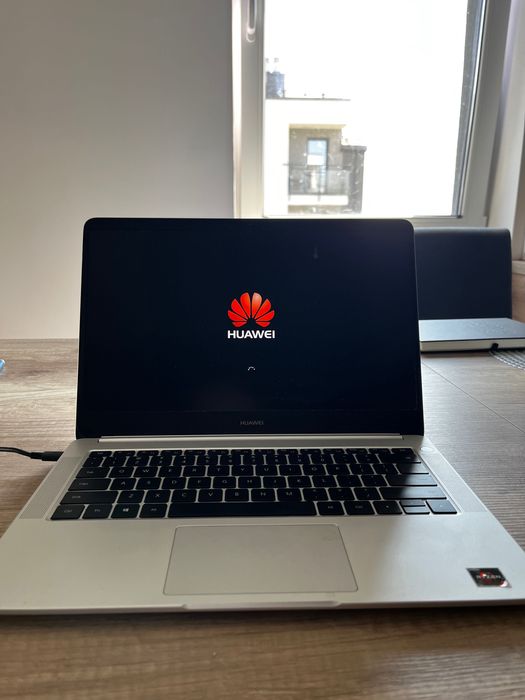 Laptop Huawei MateBook