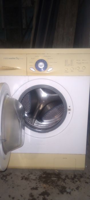 Продам стиральную машину Lg