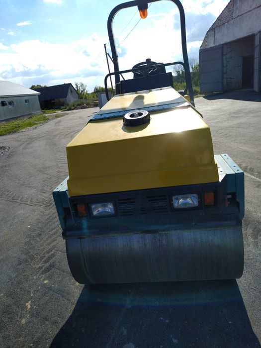 Асфальтування, укладання бруківки, м'яка покрівля, бетонні роботи