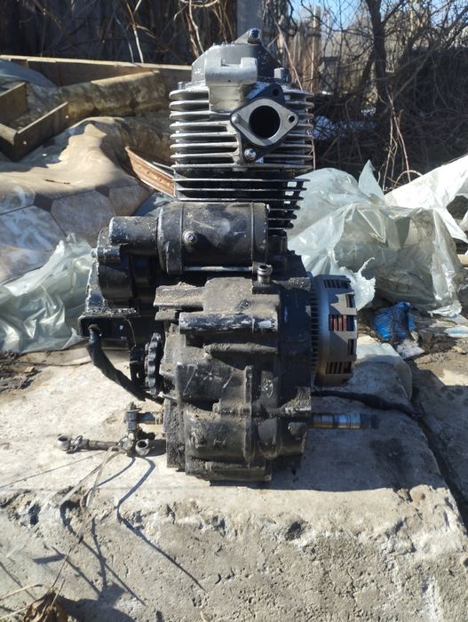 Продам мотор він мустанг регион 200