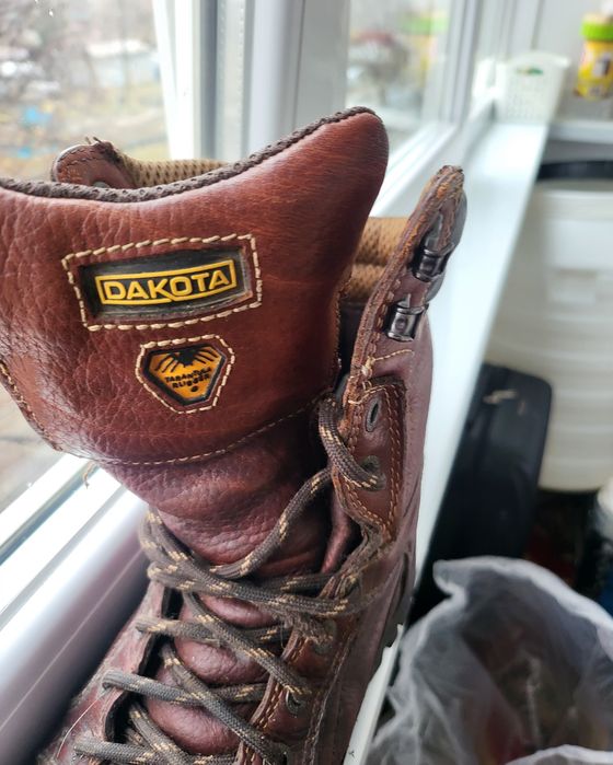 Продам рабочие ботинки