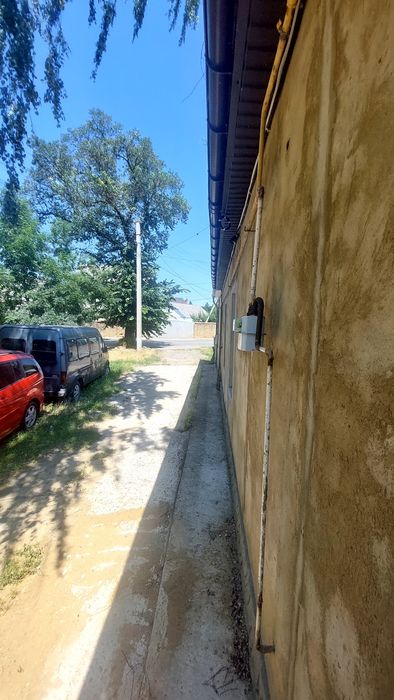Продам 2-кімнатну квартиру. Вул.Вірменська,80.