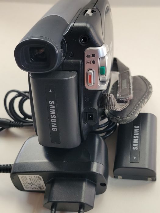 Відеокамера Samsung VP-DC171