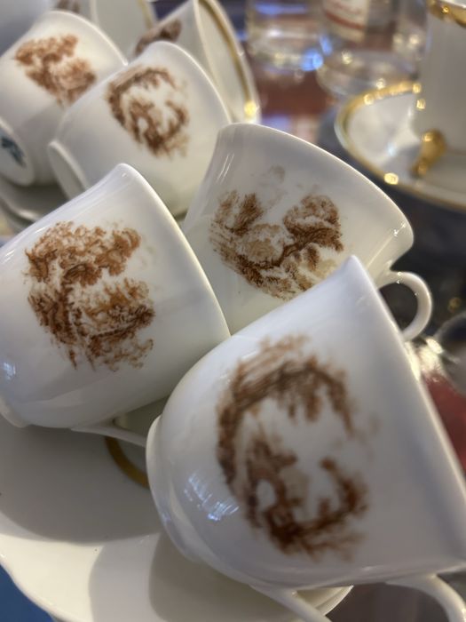 Raro serviço de café marca Vista Alegre