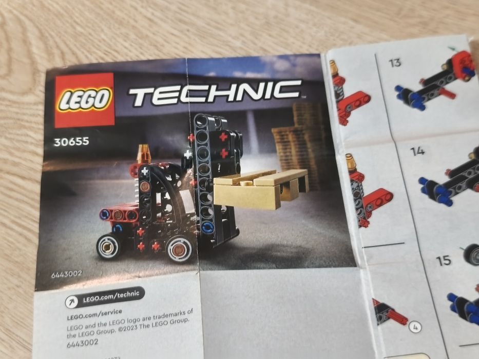 LEGO 30655 Technic - Wózek widłowy z paletą