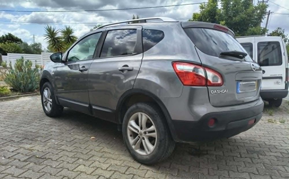 Nissan Qashqai 1.6, 130cv camera traseira e tecto panorâmico de corrente
