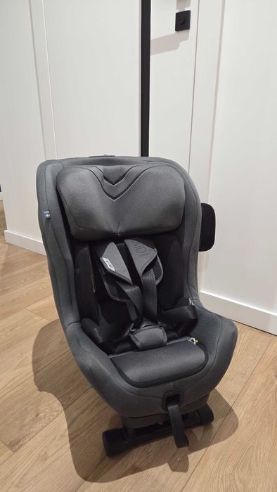 Fotelik axkid minikid 3 premium + gratis drugi fotelik do auta Romer