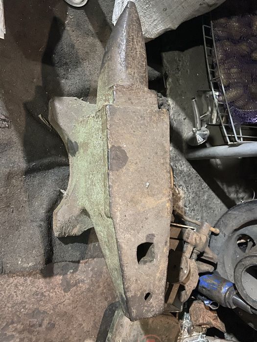 Наковальня 100 кг