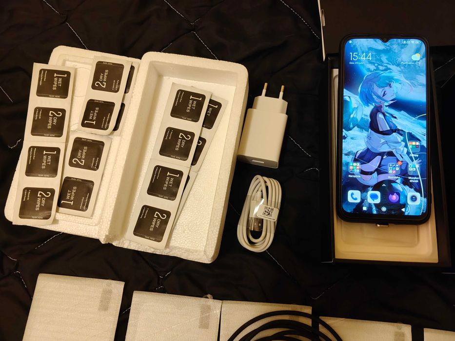 Smartfon Xiaomi Mi 10 Lite 5G 6/64, 9x szyba hartowana, 3x case