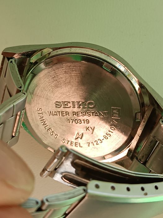 Кварцовий годинник SEIKO