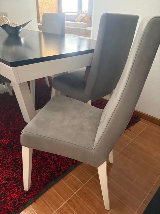 Mesa de sala de jantar