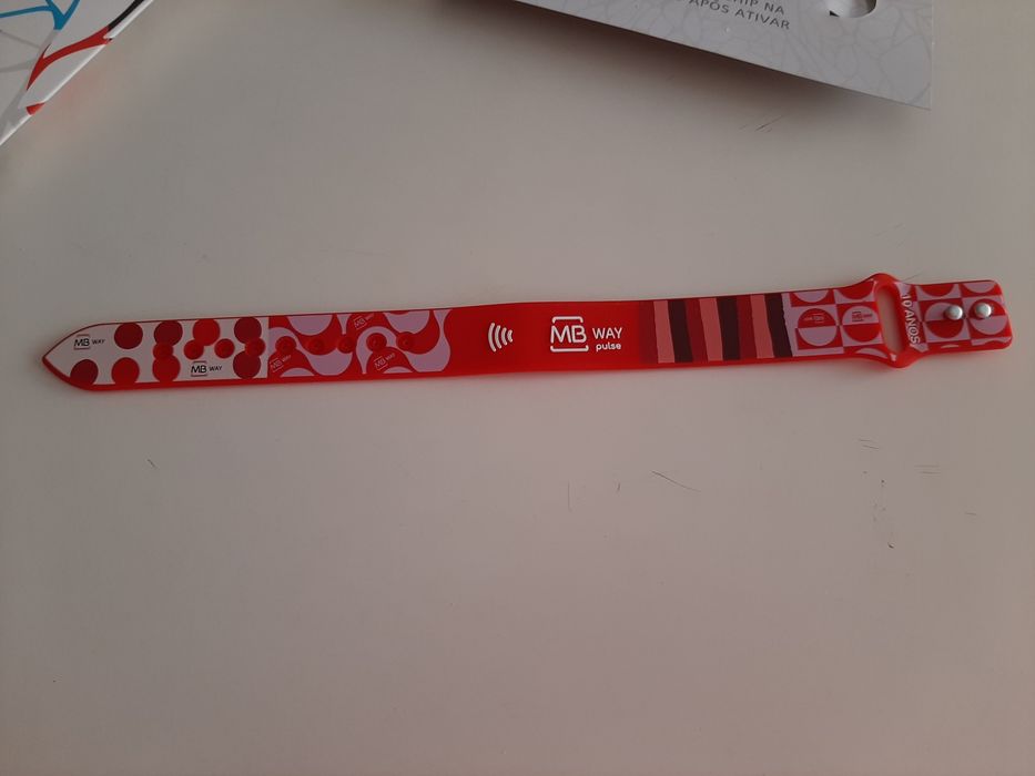 MBWAY Pulse Band Vermelho 10 anos