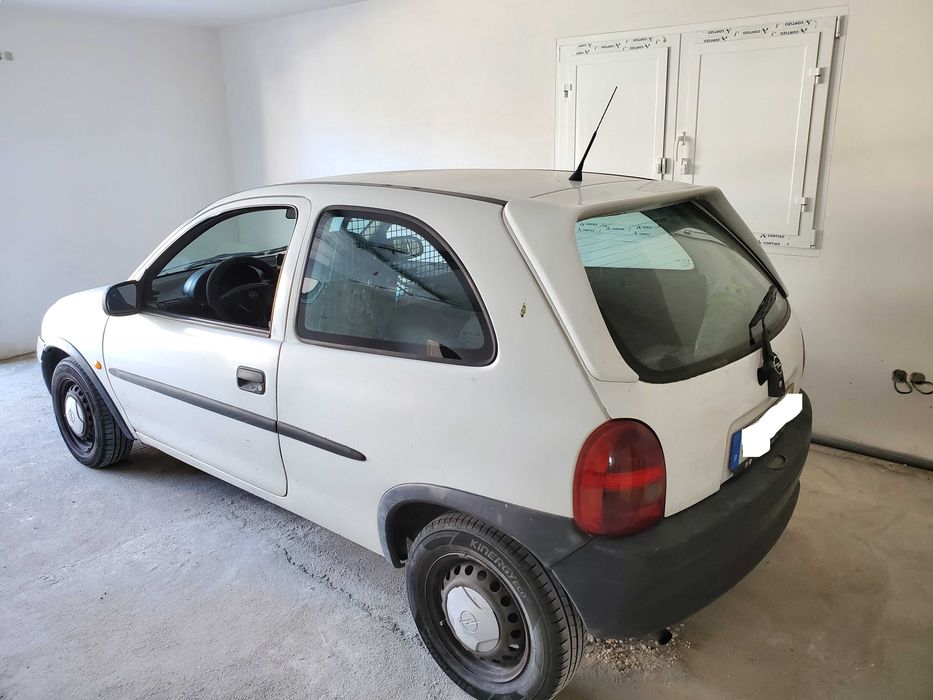 vendo opel corsa 1.7D