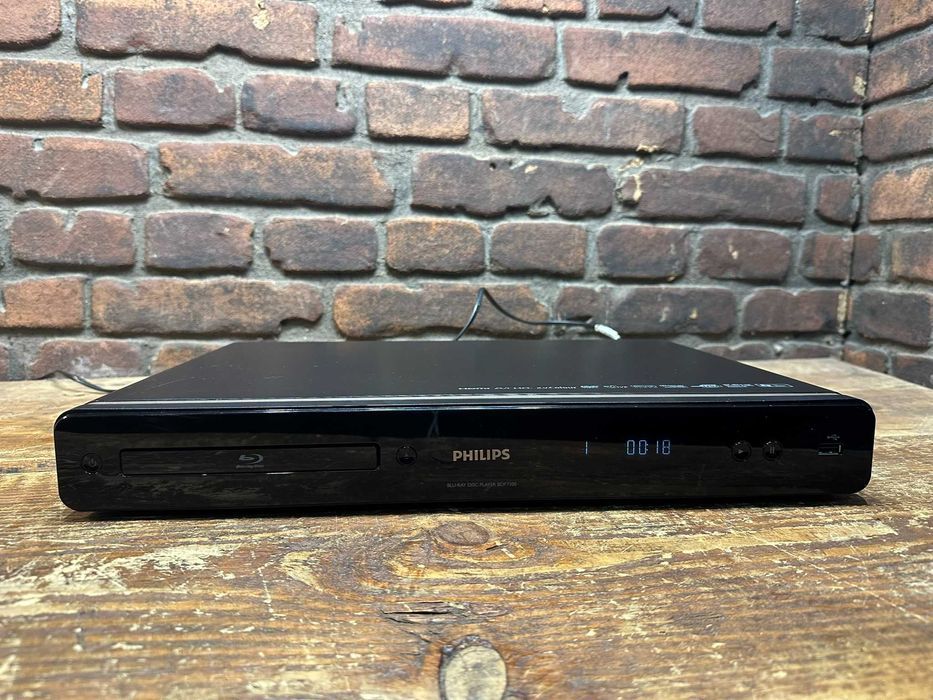 Odtwarzacz DVD BLU-RAY Philips BDP 7300