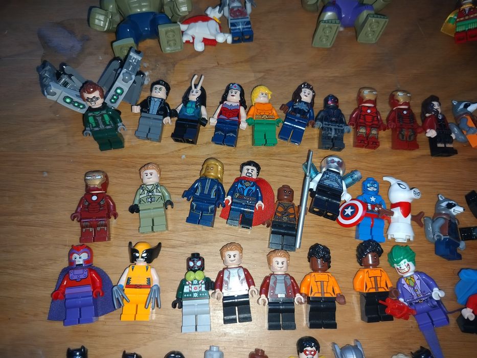 Lego superheroes / marvel / dc / batman  spiderman  avengers  figurki