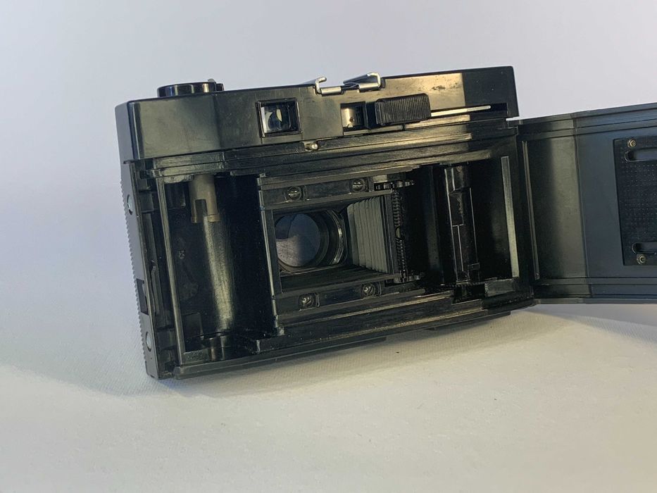 Máquina Fotográfica Analógica LOMO Smena Symbol (USSR / Vintage)