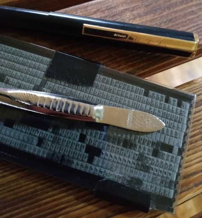 Кулькова ручка з печаткою HERI