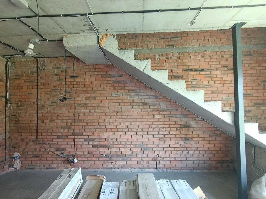 Без комісії! Продам якісний таунхаус в КМ Балатон, Нові Петрівці!