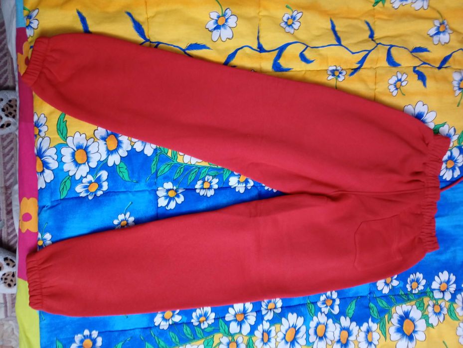 Теплі  штани  червоні