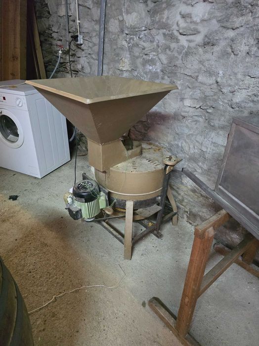 Moinho de milho eletrico