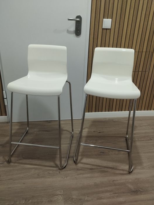 2 Bancos alto / cadeiras alta  IKEA GLENN
Banco alto, branco/cr
