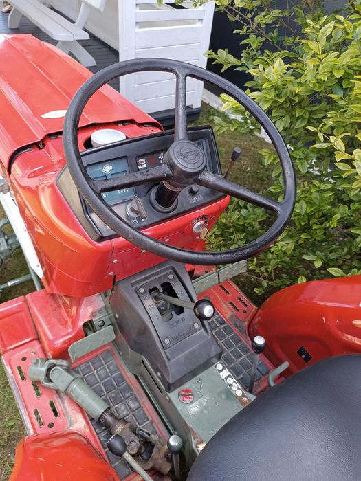 Minitraktorek YANMAR YM1601D 4x4 z glebogryzarką !! W pełni sprawny !!!