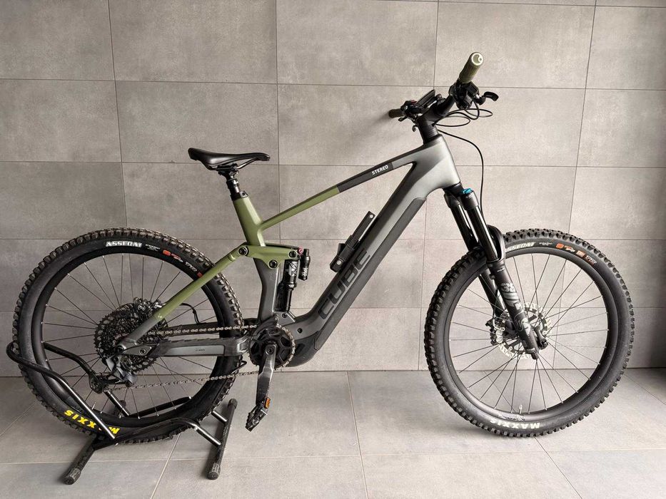 CUBE Stereo Hybrid 160 HPC TM | Stan: jak nowy | Przebieg: 1800 km | Bosch Performance Line CX | Bosch PowerTube 750Wh | Rower Elektryczny Enduro MTB