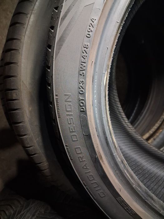 Шины б/у 255/40 R19 Vredestein Quatrac Pro