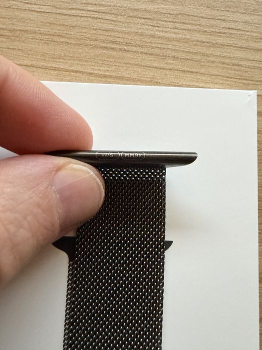 Ремінець Apple Milanese Loop black Apple Watch 44/45/46 S/М  original