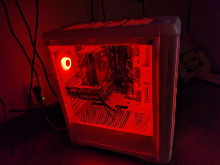 Sprzedam komputer stacjonarny – i5 / RTX 3060 / 32 GB RAM / Dysk SSD