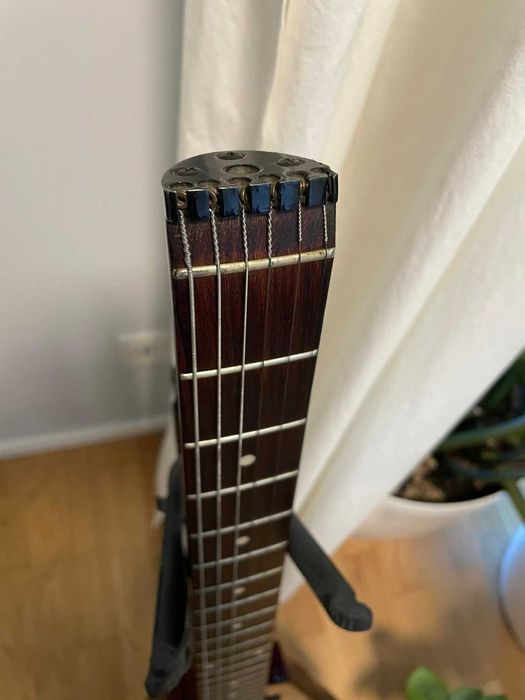 80s Cort Space Arrow (Flying V) Корея+ремень Ernie Ball. Состояние хорошее, есть ВИДЕООБЗОР