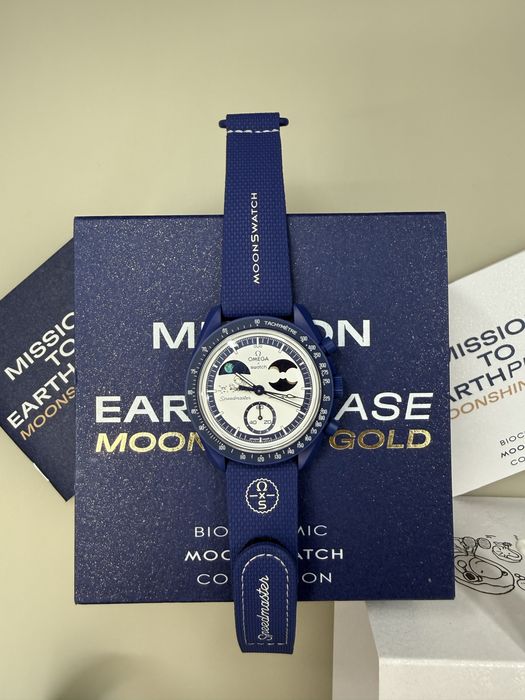 Mission To Earthphase Moonshine Gold Omega Swatch 09.08.25