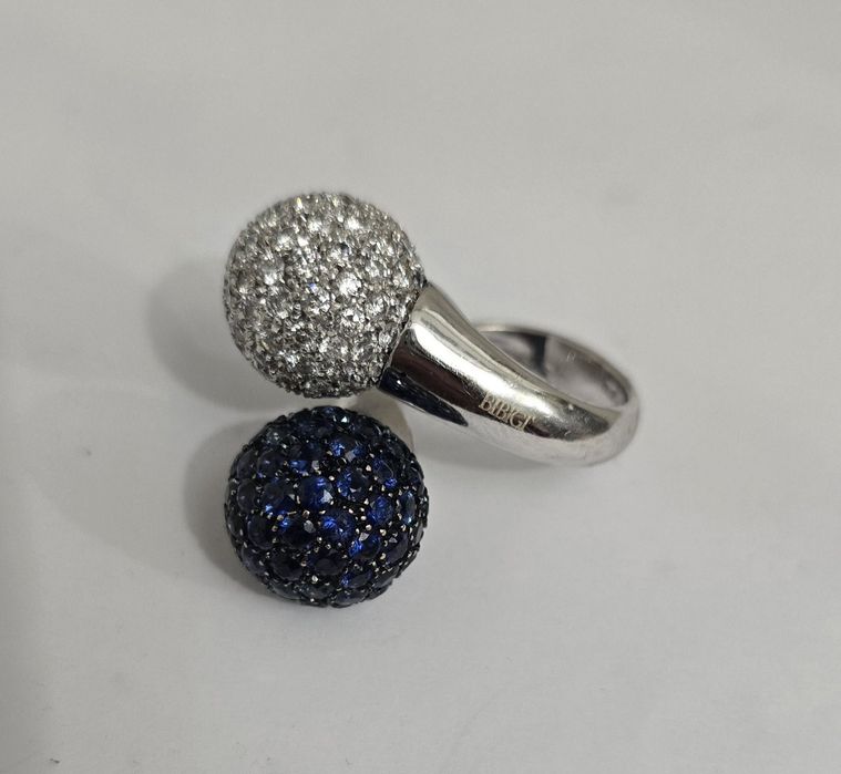 Золотое кольцо BIBIGI, 3.99ct бриллиантов и 4.77 ct сапфиры.Золото750