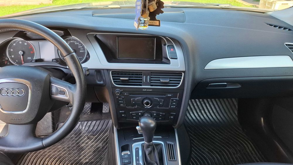 Sprzedam Audi a4 b8 2010 rok 1.8 fsi