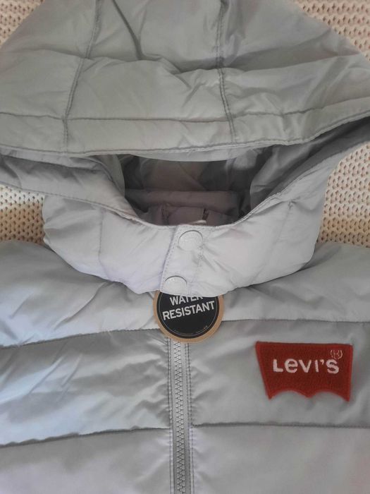 Levis świetna kurtka 140-152 cm (10-12)