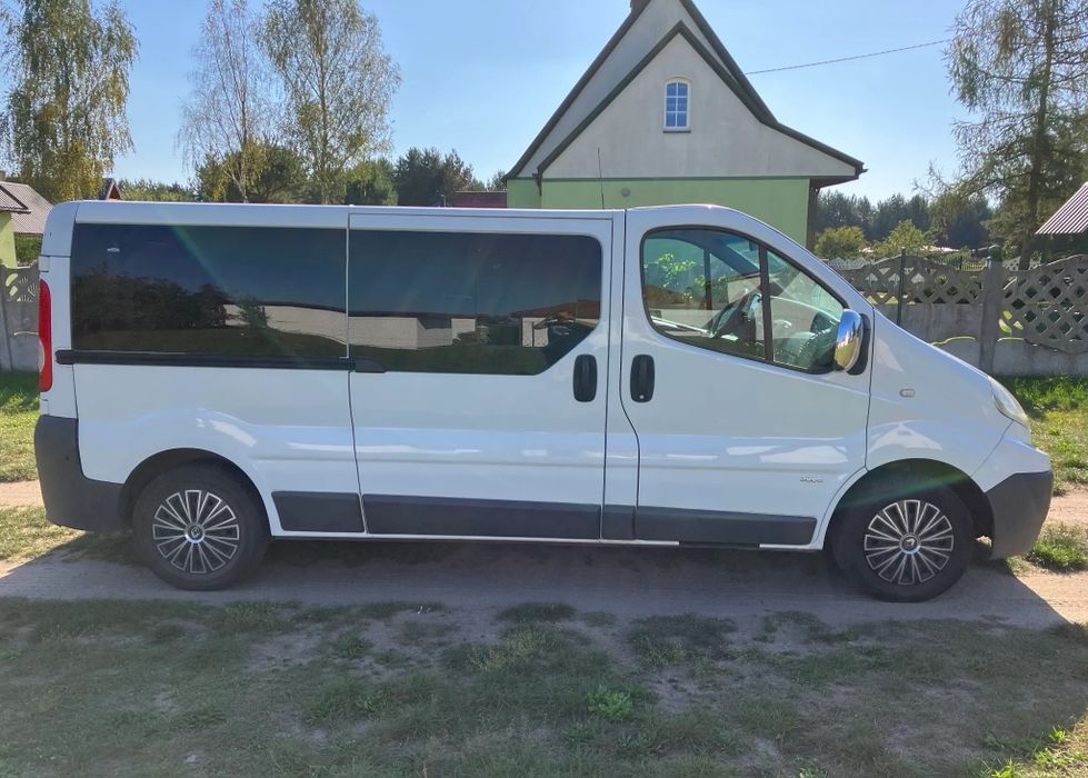 Продам Renault Trafic 2.0 TDI