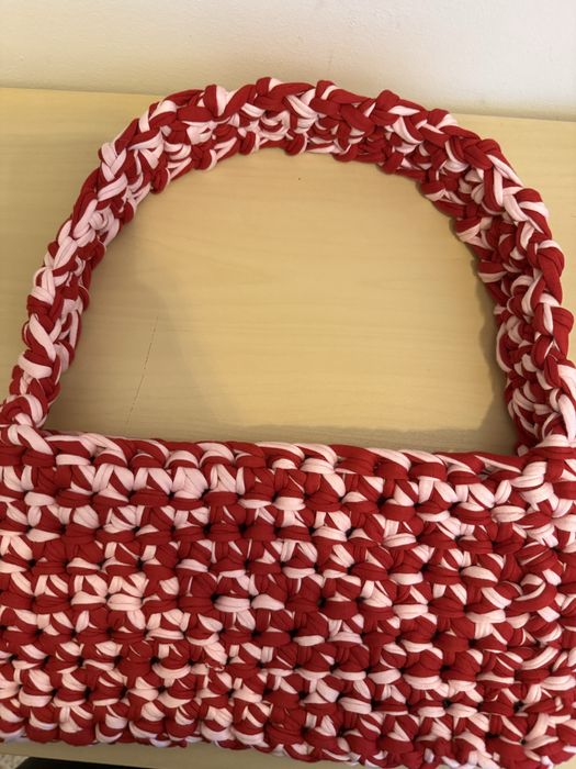 Mala crochet nova feita manualmente