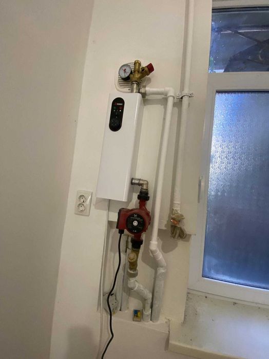 Оренда комерційного приміщення м. Кам'янка-Бузька ( центр )