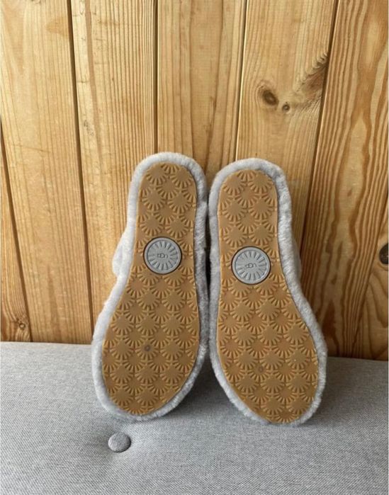 Пухнасті тапки сандалі UGG Oh Yeah