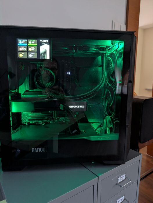 Komputer gamingowy 9800X3D RTX5090