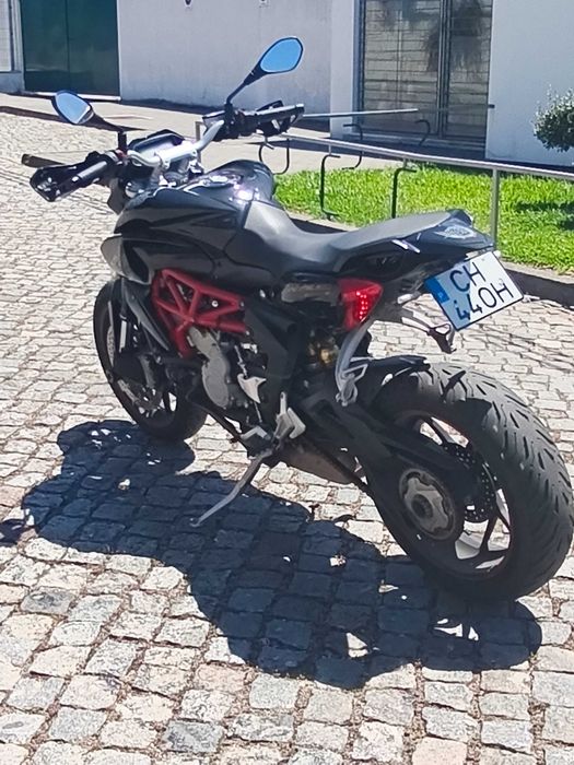 Moto MV Augusta 800