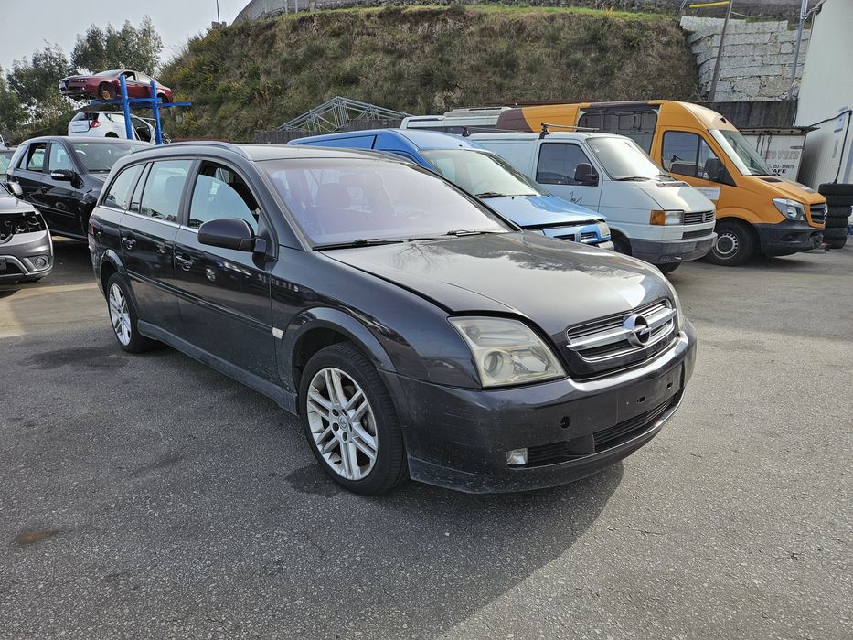 Opel Vetra C Combi 1.9 CDTi de 2003 para peças