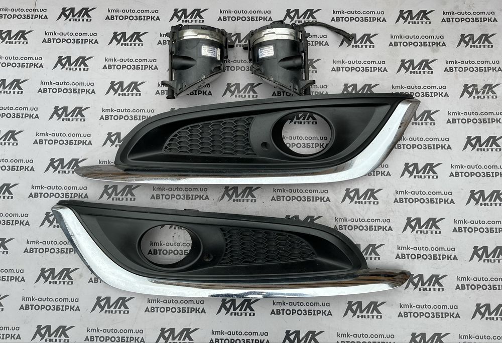 Протитуманна фара ліва / права з решіткою Opel Insignia 13-17р.