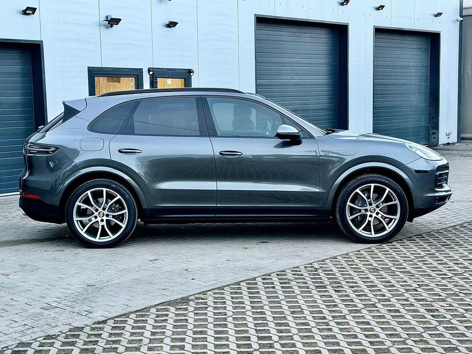 Porsche Cayenne 3.0 v6 benz. 340KM, rok prod. 2020