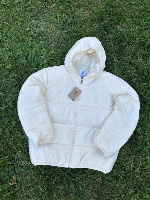 Бомбер louis vuitton поставка вещей лв боксы пуховик найк про nike pro