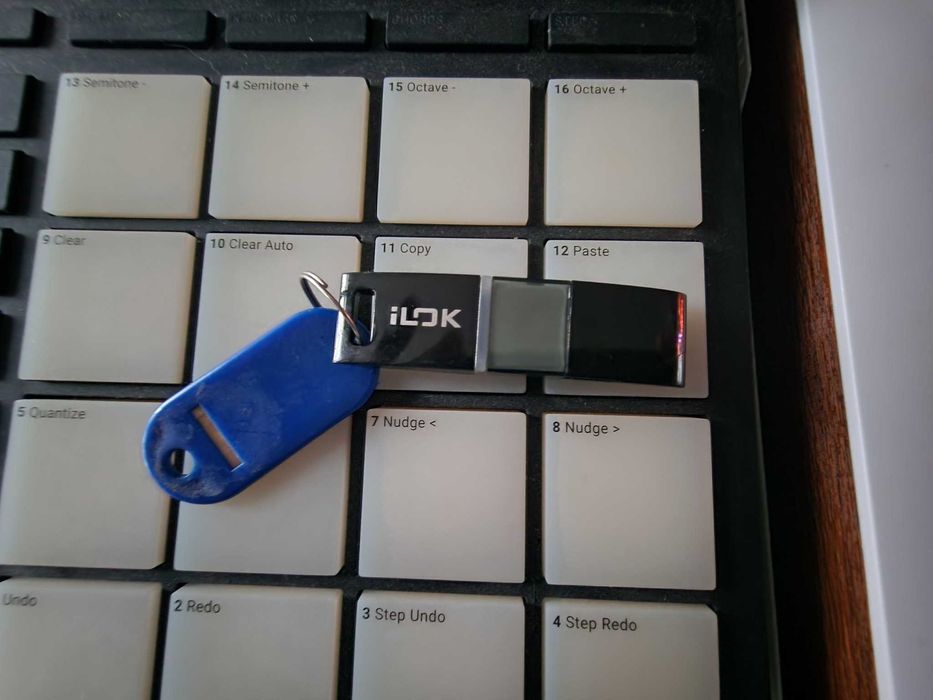 Sprzęt do produkcji muzyki, zestaw, maschine, arturia, akai, ilok