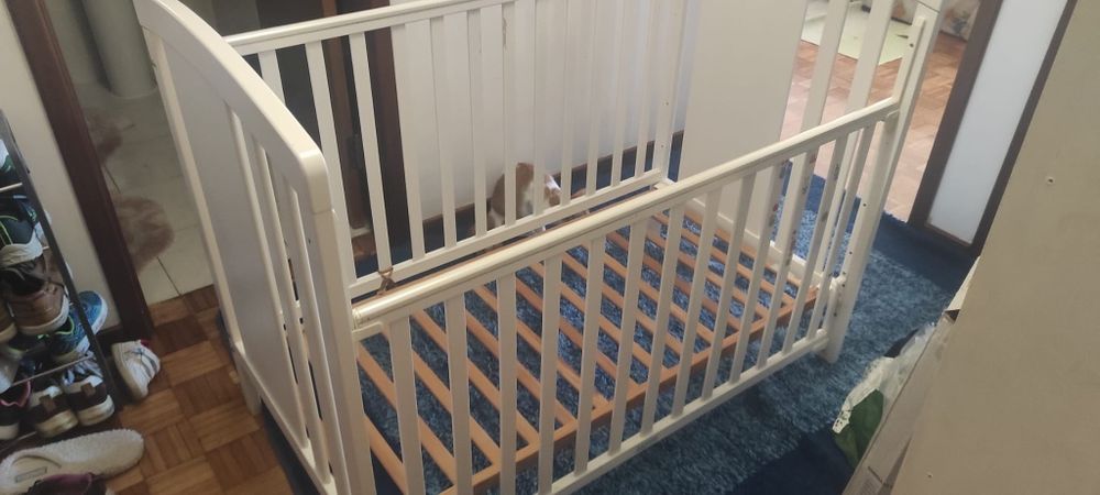 Berço / Cama de grades