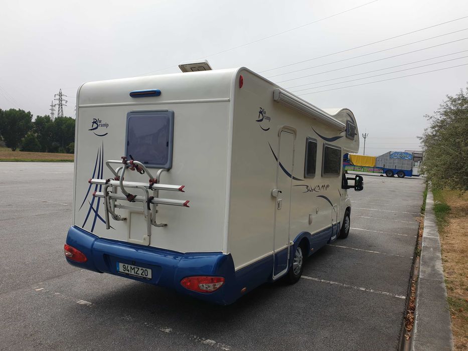 Autocaravana ano 2012 - 7 Lugares ultra confortável para família